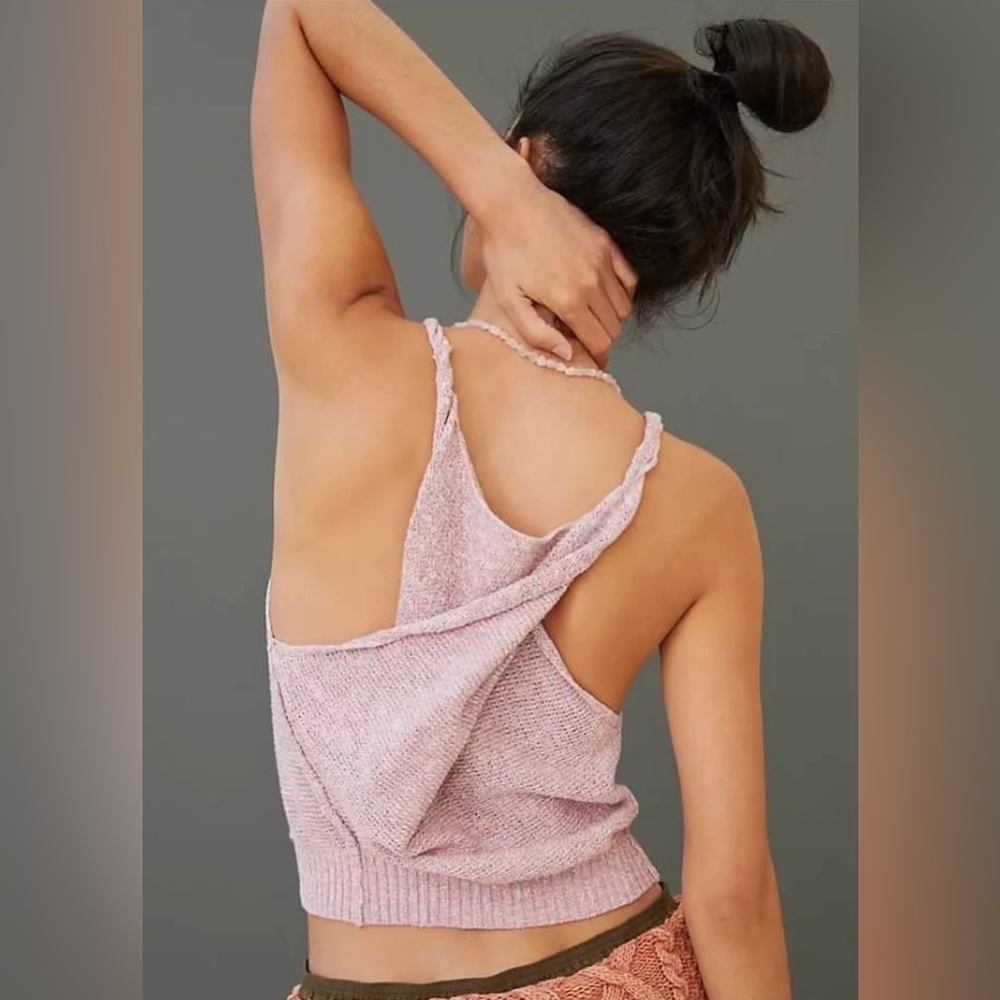 Pilcro Painted Walls Twisted Tank - Picture 4 of 8